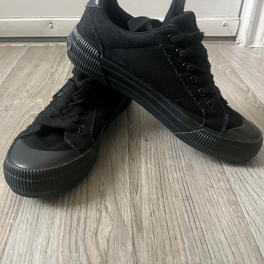 Rocket Dog Men's Black Canvas Sneakers